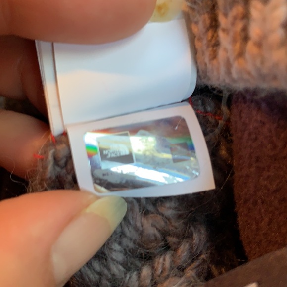 The North Face Knit Beanie - Picture 6 of 8